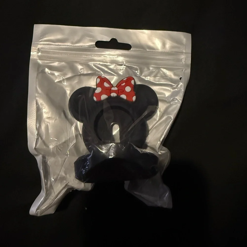 Minnie Apple Watch Charger Stand